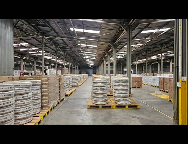 6,974M² WAREHOUSE TO LET IN HUGHES